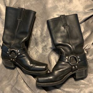 Like NEW Frye Harness Boots